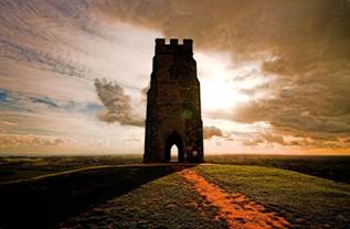 England travel picture - Glastonbury Tor, UK, photo by localsurfer