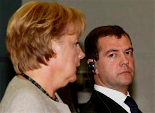 Dmitry-Medvedev-Angela-Merkel-Sochi.jpg